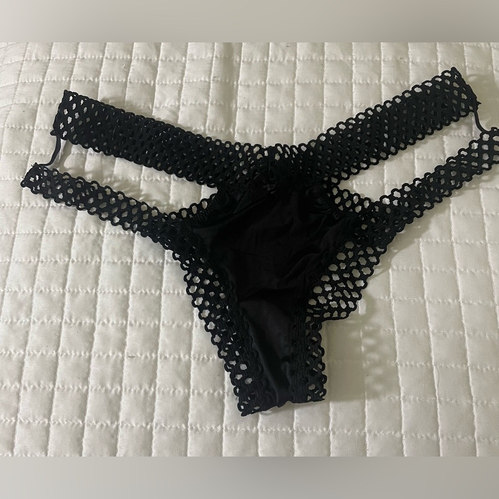 Victoria secret size L